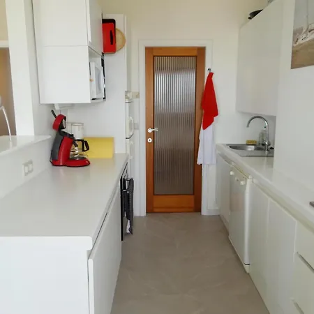 Attic In By The 아파트 니우포르트